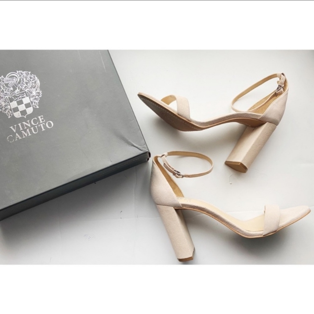 NWT Vince Camuto Women's Natural Beige Suede Open Toe Block Block Heels … - Picture 4 of 4